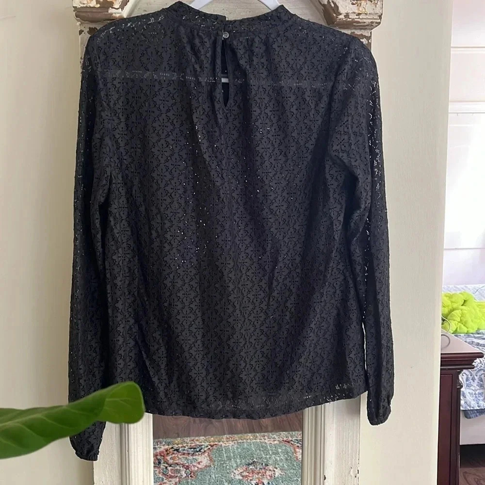 Trio of Work Shirts, Express and Banana Republic Size S - Picture 6 of 10